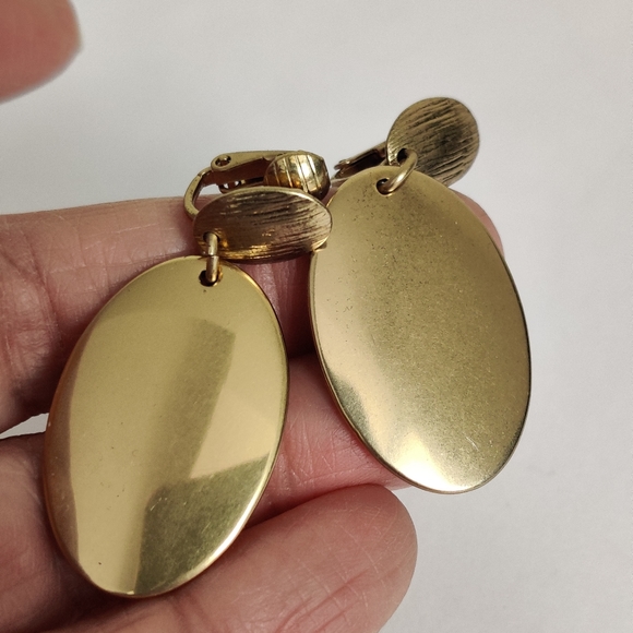 Vintage 70s Pierre Cardin Earrings - Picture 7 of 11